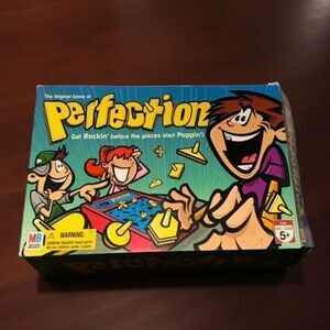 2006 Milton Bradley Strategy Game Perfection COMPLETE